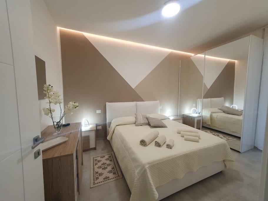 Lecci Al Mare Apartment San Vincenzo Exterior photo